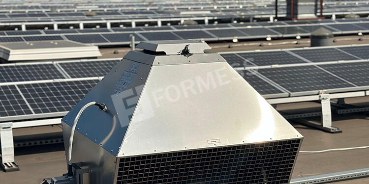 Çatı Tipi Fanla Havalandırma, endüstriyel çatı fanı, hava sirkülasyon sistemi, fabrika havalandırma, egzoz fan sistemleri, endüstriyel iklimlendirme, çatı fanı montajı, hava tahliye çözümleri, enerji verimli havalandırma,