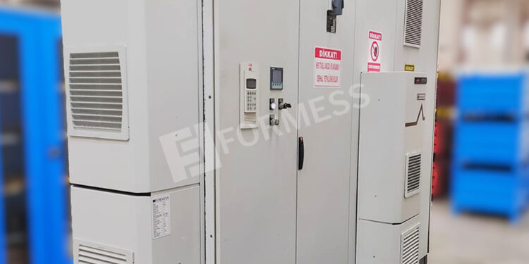 Formess Pano Soğutucu, pano soğutma cihazı, elektrik panosu soğutma, endüstriyel soğutma sistemi, mekanik soğutucu uygulaması, HVAC pano çözümü, ekipman koruma, enerji verimli pano soğutma, FORMESS pano cihaz montajı, tesis soğutma sistemi,