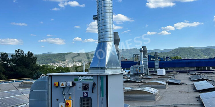 Kaynak Alanı Lokal Havalandırma Fan Sistemi, kaynak dumanı tahliye sistemi, lokal havalandırma uygulamaları, endüstriyel fan sistemleri, fabrika hava temizleme, kaynak gazı filtrasyonu, iş güvenliği havalandırması, enerji verimli lokal fan, kaynak alanı hava sirkülasyonu,