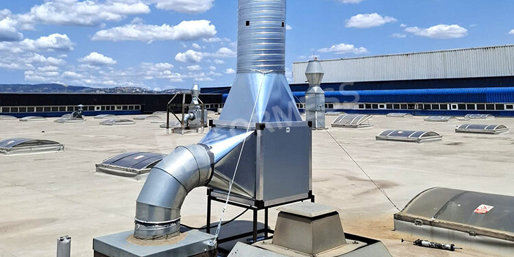 Kaynak Alanı Lokal Havalandırma Fan Uygulaması, enerji verimli lokal fan, kaynak dumanı önleme, endüstriyel hava yönetimi, fabrika fan kurulumu, lokal havalandırma tasarımı, üretim alanı hava sirkülasyonu,