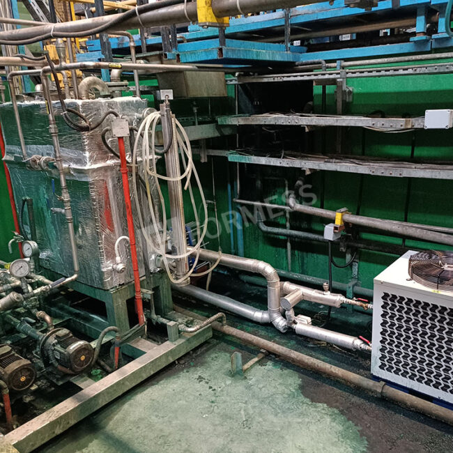 Proses Chiller Uygulaması, endüstriyel chiller, proses soğutma sistemi, üretim hattı sıcaklık kontrolü, endüstriyel sıvı soğutma, chiller cihazı, proses iklimlendirme, üretim soğutma çözümü,