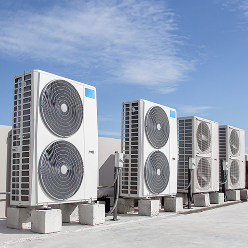 Isıtma & Soğutma Sistemleri, endüstriyel ısıtma cihazları, soğutma ünitesi görseli, fabrika iklimlendirme ekipmanı, tesis içi ısıtma ve soğutma, endüstriyel klima çözümü, enerji verimli ısıtma-soğutma sistemi, üretim alanı iklimlendirme cihazları,