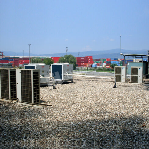 Elektrik Odası Klima Uygulaması, elektrik odası soğutma sistemi, elektrik panosu klima çözümü, trafo odası iklimlendirme, teknik oda klima montajı, kritik oda sıcaklık kontrolü, Formess elektrik odası projeleri,